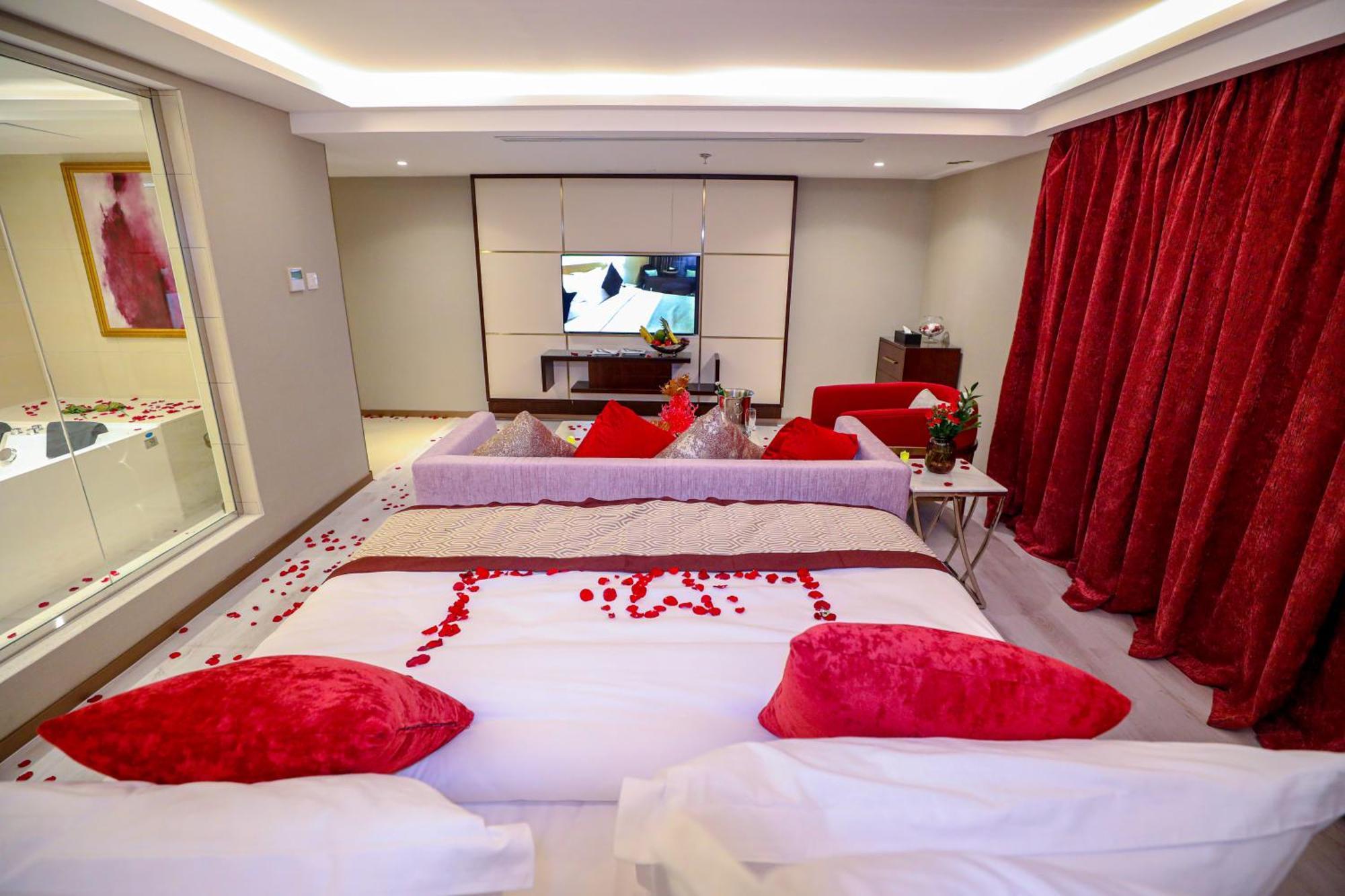 Cheerful Al Waha Unayzah Hotel Unaizah Eksteriør bilde